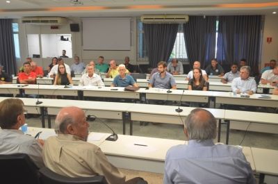 Propostas divergentes impedem acordo pelo reajuste do Piso Salarial Estadual