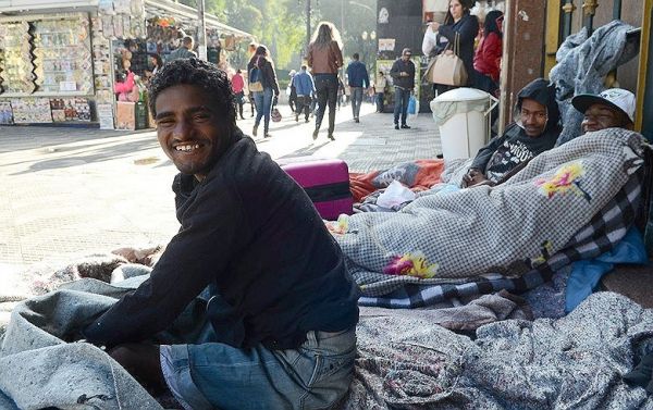 Com o aumento da extrema pobreza, Brasil retrocede 10 anos em dois