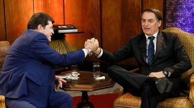 Governo contrata time de milionários para campanha a favor da reforma da Previdência