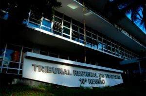 Patrões do ramo do comércio estão proibidos de assediar trabalhadores em todo país